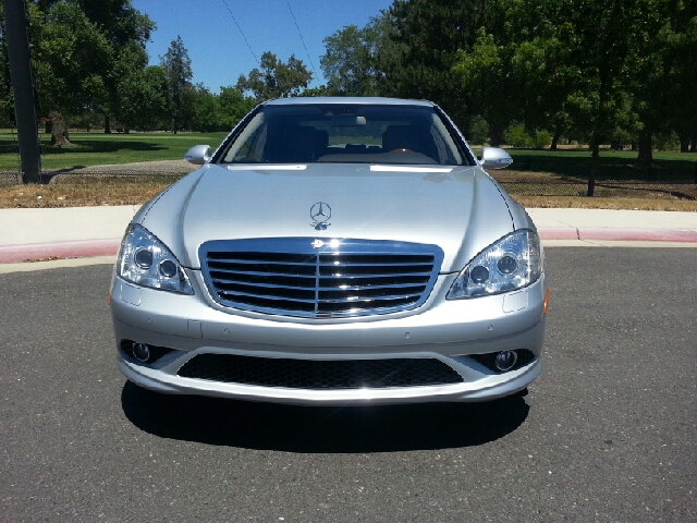 2009 Mercedes-Benz S-Class 4WD Supercab 145 Lariat