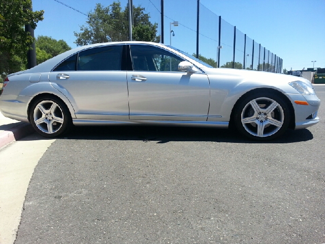2009 Mercedes-Benz S-Class 4WD Supercab 145 Lariat