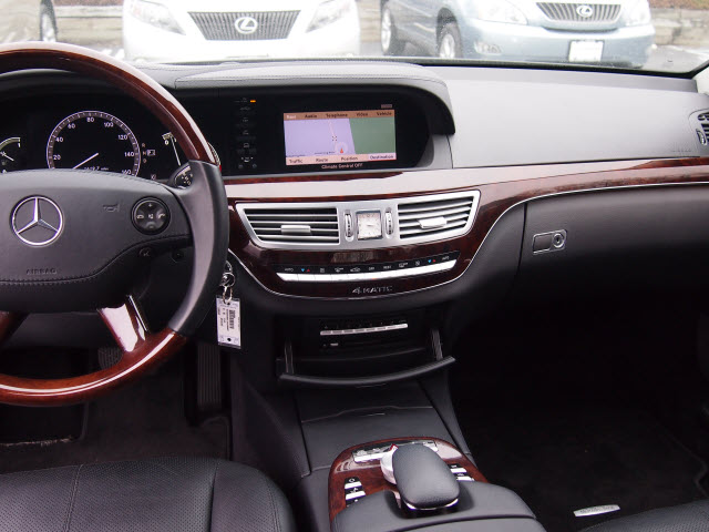 2009 Mercedes-Benz S-Class 18900+375