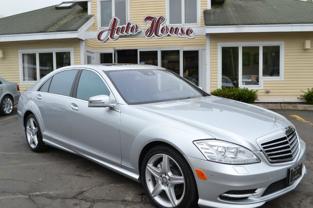 2010 Mercedes-Benz S-Class L.T. 4-w.d. 5.3L