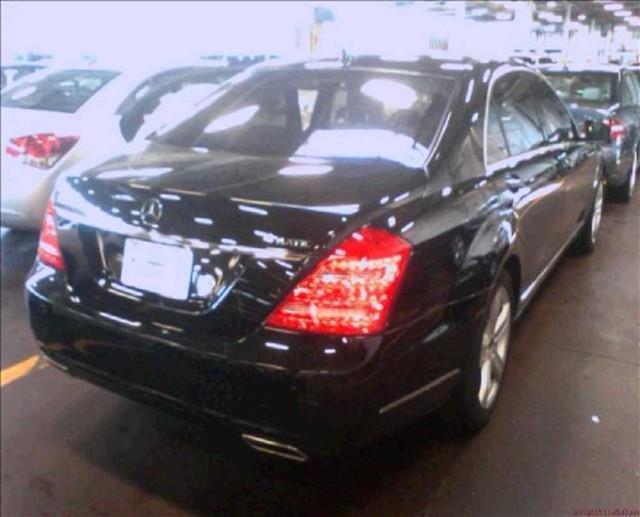 2010 Mercedes-Benz S-Class Premium