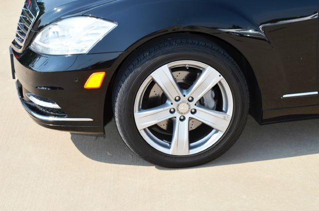 2010 Mercedes-Benz S-Class 4WD Supercab 145 Lariat