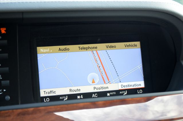 2010 Mercedes-Benz S-Class 4WD Supercab 145 Lariat