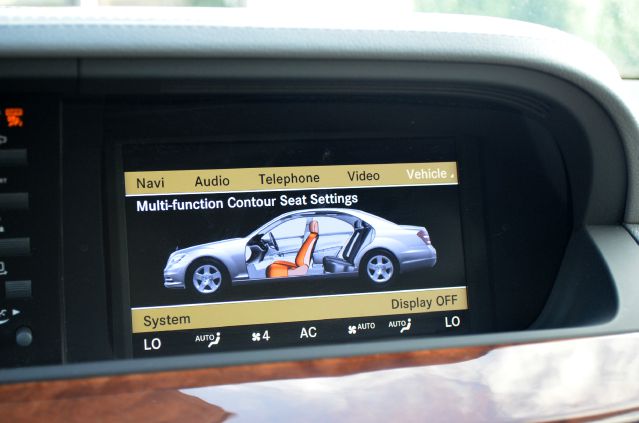 2010 Mercedes-Benz S-Class 4WD Supercab 145 Lariat