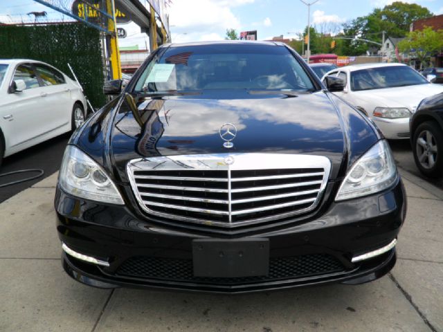 2010 Mercedes-Benz S-Class L.T. 4-w.d. 5.3L