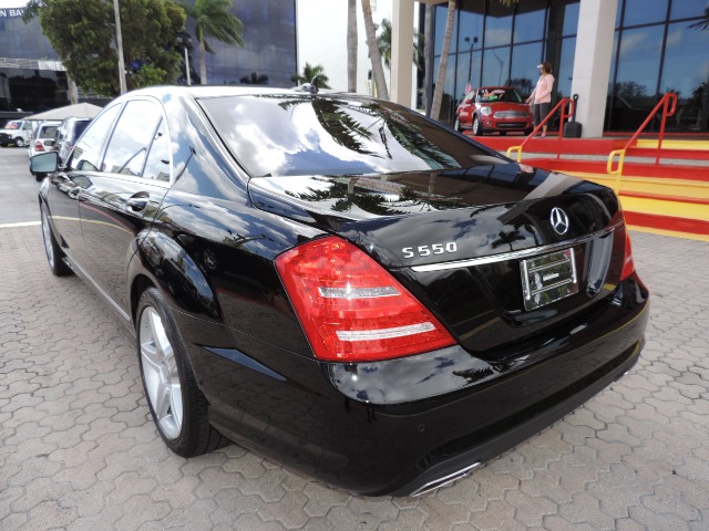 2010 Mercedes-Benz S-Class 4WD Supercab 145 Lariat