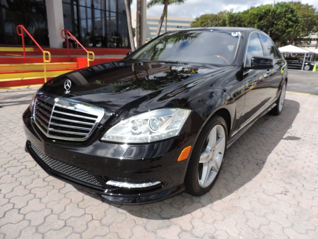 2010 Mercedes-Benz S-Class 4WD Supercab 145 Lariat