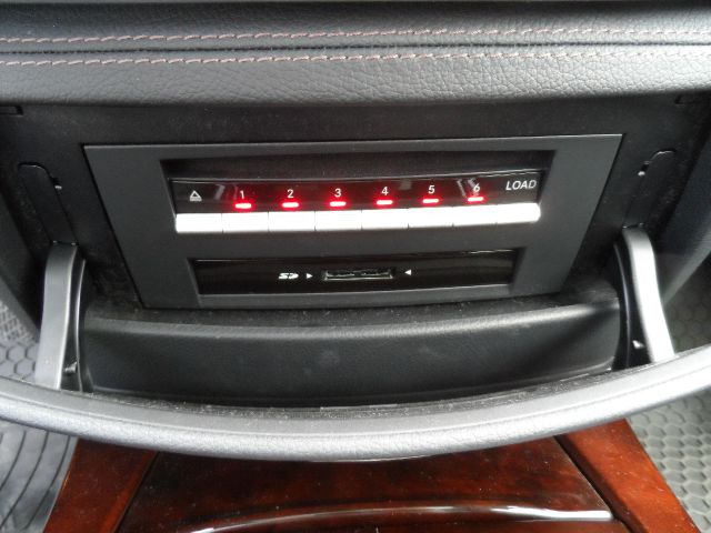 2011 Mercedes-Benz S-Class 2010 Nissan 2.0S