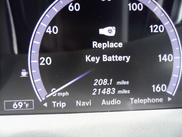 2011 Mercedes-Benz S-Class 2010 Nissan 2.0S