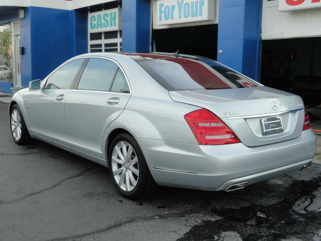 2012 Mercedes-Benz S-Class Hybrid/touring