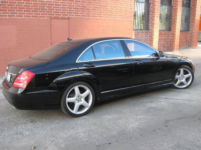 2013 Mercedes-Benz S-Class 4WD Supercab 145 Lariat