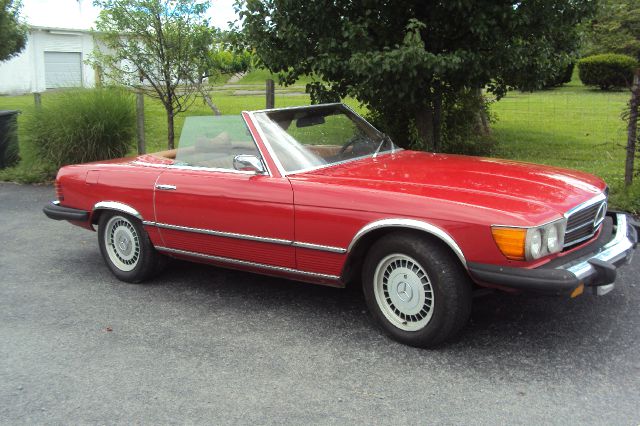 1975 Mercedes-Benz SL-Class Laramie - XLT