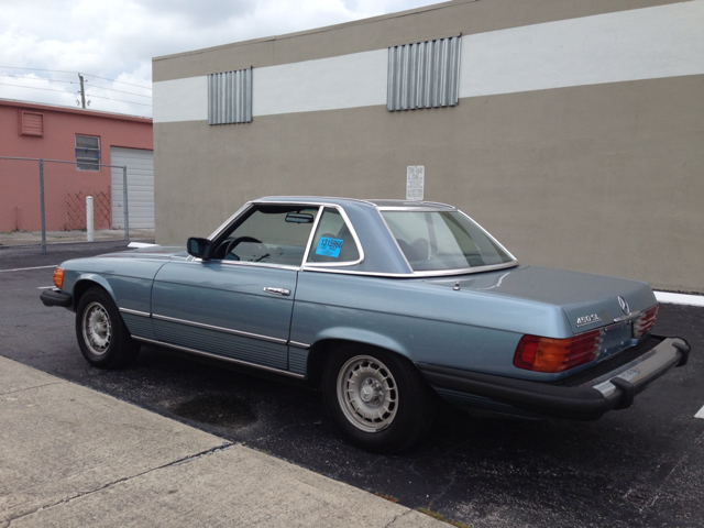 1979 Mercedes-Benz SL-Class 3.5 H.O V6 Sedan