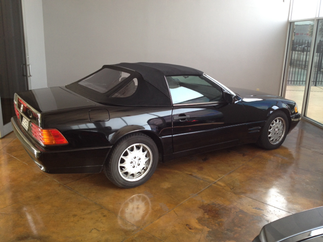 1996 Mercedes-Benz SL-Class 4dr 2.5L Turbo W/sunroof/3rd Row AWD SUV