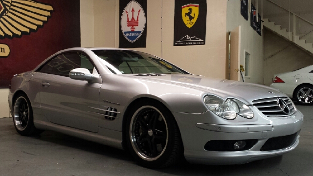 2003 Mercedes-Benz SL-Class 2WD XLT Styleside