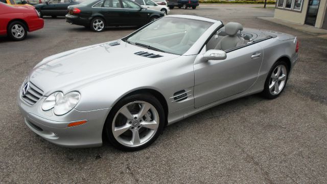2004 Mercedes-Benz SL-Class XLS Sport Utility Pickup 4D