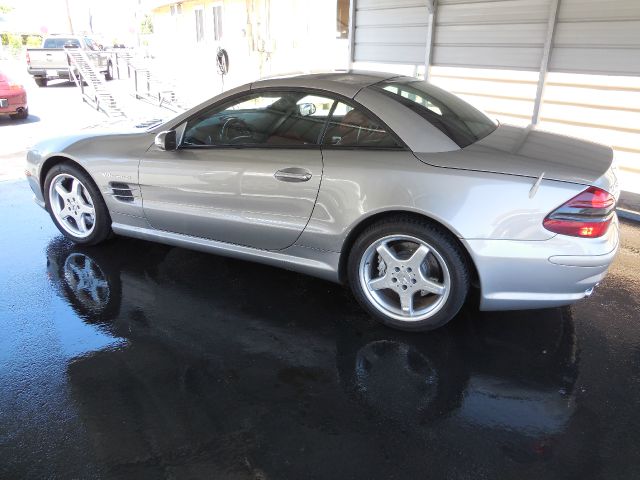 2004 Mercedes-Benz SL-Class 2WD XLT Styleside