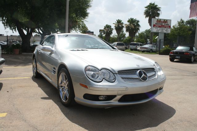 2004 Mercedes-Benz SL-Class 2WD XLT Styleside