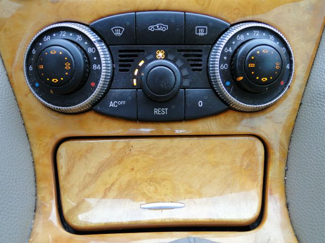 2004 Mercedes-Benz SL-Class Roadster Quattro