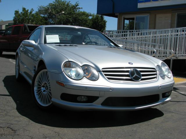 2004 Mercedes-Benz SL-Class 2WD XLT Styleside