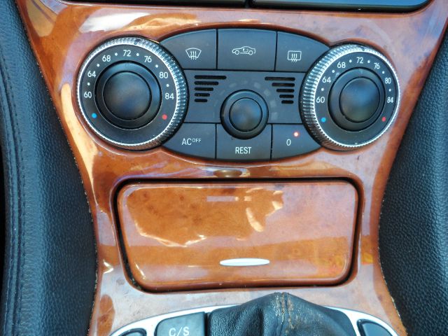 2004 Mercedes-Benz SL-Class Roadster Quattro