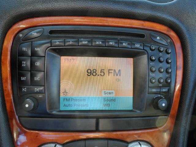 2004 Mercedes-Benz SL-Class Roadster Quattro