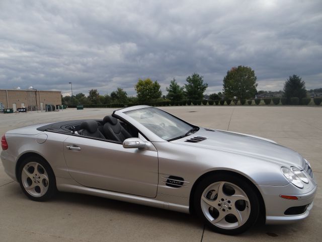 2005 Mercedes-Benz SL-Class XLS Sport Utility Pickup 4D