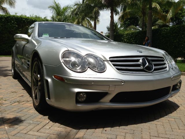 2005 Mercedes-Benz SL-Class 2WD XLT Styleside