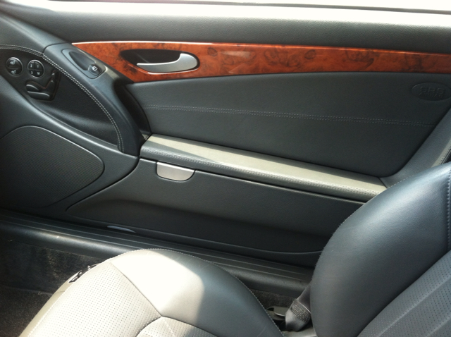 2006 Mercedes-Benz SL-Class 2WD XLT Styleside