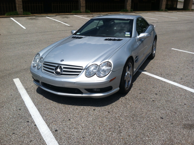 2006 Mercedes-Benz SL-Class 2WD XLT Styleside
