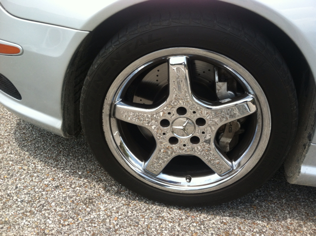 2006 Mercedes-Benz SL-Class 2WD XLT Styleside