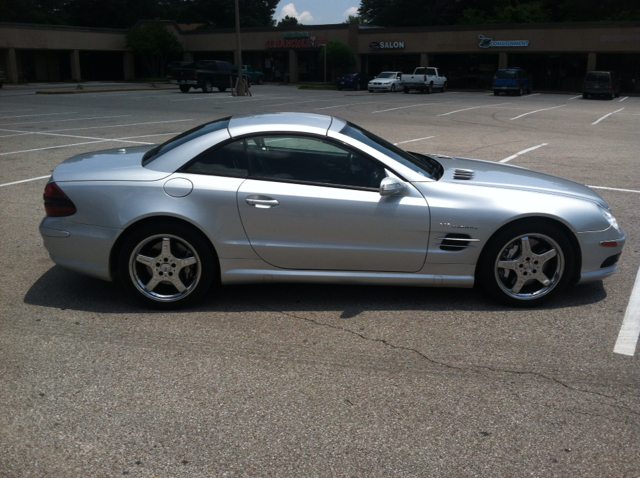 2006 Mercedes-Benz SL-Class 2WD XLT Styleside