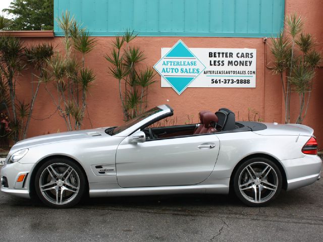 2009 Mercedes-Benz SL-Class Double Cab