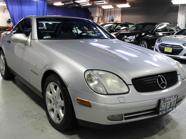 1999 Mercedes-Benz SLK-Class Limited 7-passenger