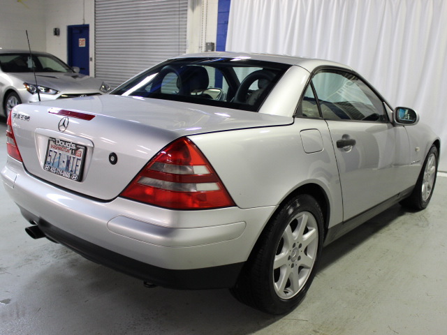 1999 Mercedes-Benz SLK-Class Limited 7-passenger