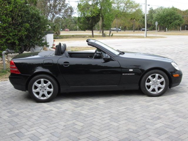 1999 Mercedes-Benz SLK-Class Limited 7-passenger