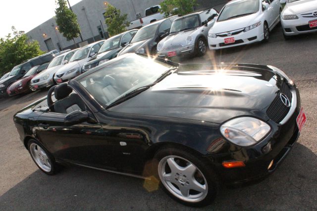 2000 Mercedes-Benz SLK-Class LE Clean Car Fax Priced To Go