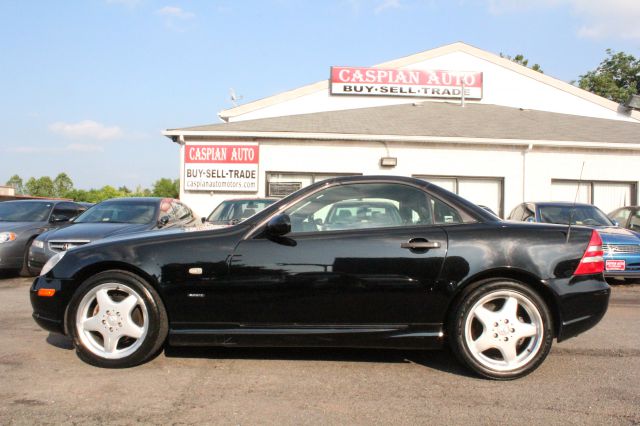 2000 Mercedes-Benz SLK-Class LE Clean Car Fax Priced To Go