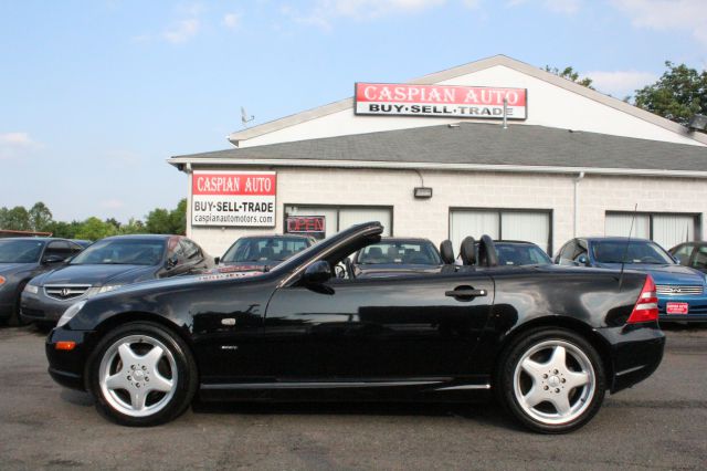 2000 Mercedes-Benz SLK-Class LE Clean Car Fax Priced To Go