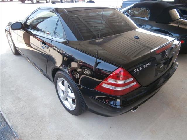 2001 Mercedes-Benz SLK-Class Limited 4D Utility 4WD