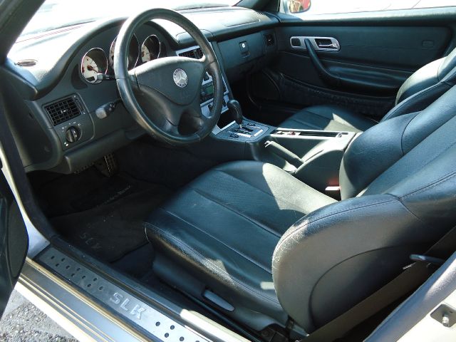 2001 Mercedes-Benz SLK-Class 2dr HB DSG Hatchback