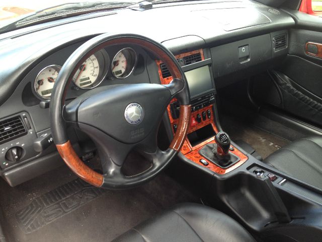 2001 Mercedes-Benz SLK-Class Navigation Package Sedan