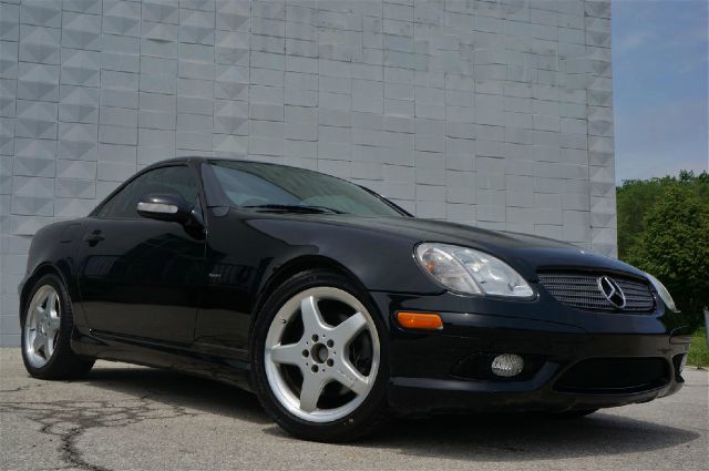 2002 Mercedes-Benz SLK-Class Crew Cab FX4 4WD