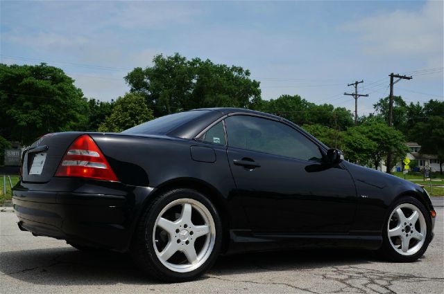 2002 Mercedes-Benz SLK-Class Crew Cab FX4 4WD