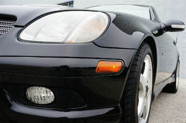 2002 Mercedes-Benz SLK-Class Crew Cab FX4 4WD