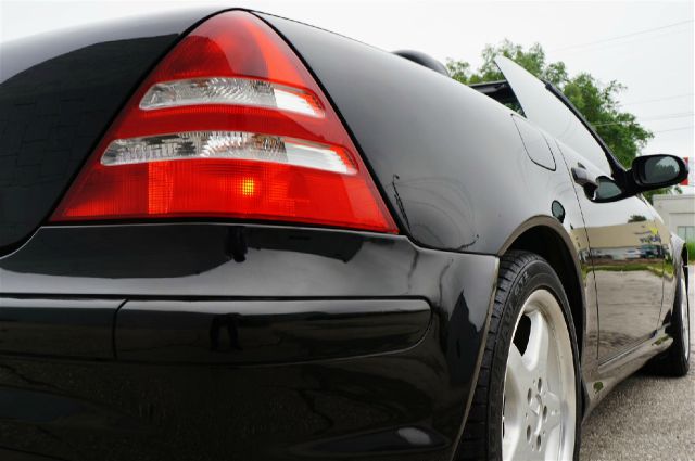 2002 Mercedes-Benz SLK-Class Crew Cab FX4 4WD