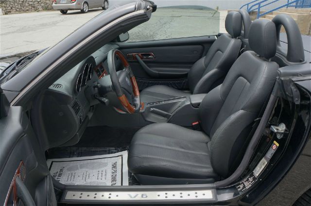 2002 Mercedes-Benz SLK-Class Crew Cab FX4 4WD