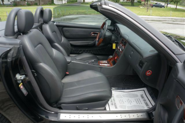 2002 Mercedes-Benz SLK-Class Crew Cab FX4 4WD