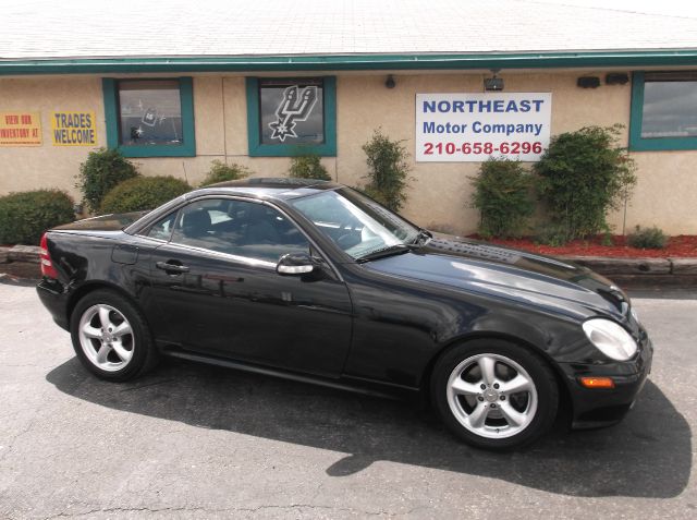 2002 Mercedes-Benz SLK-Class Navigation Package Sedan