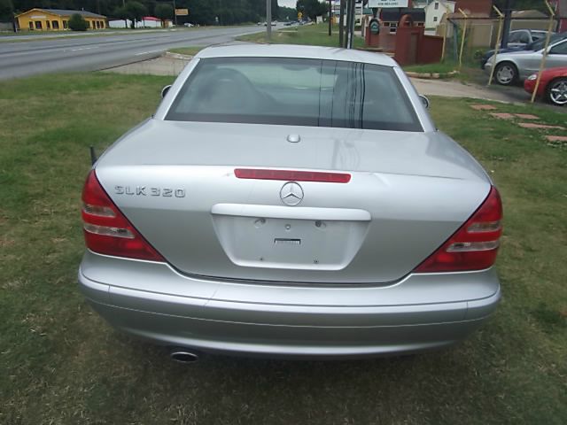 2002 Mercedes-Benz SLK-Class Navigation Package Sedan